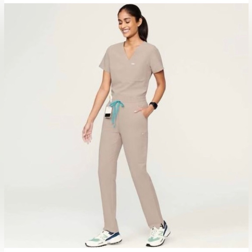 FIGS set in Boulder Small/top, bottoms/XS Tall